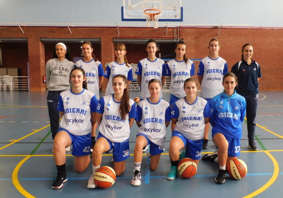 Plantilla del equipo femenino de baloncesto Goierri Oxykor.