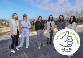 Equipo. June Loidi, Elke Karsten, Tati Garmendia, Alba Menéndez, Maddi Aalla y Esther Arrojeria este viernes en las instalaciones de DV en Donostia.