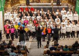 Los coros infantil y juvenil fascinan en Arnedo