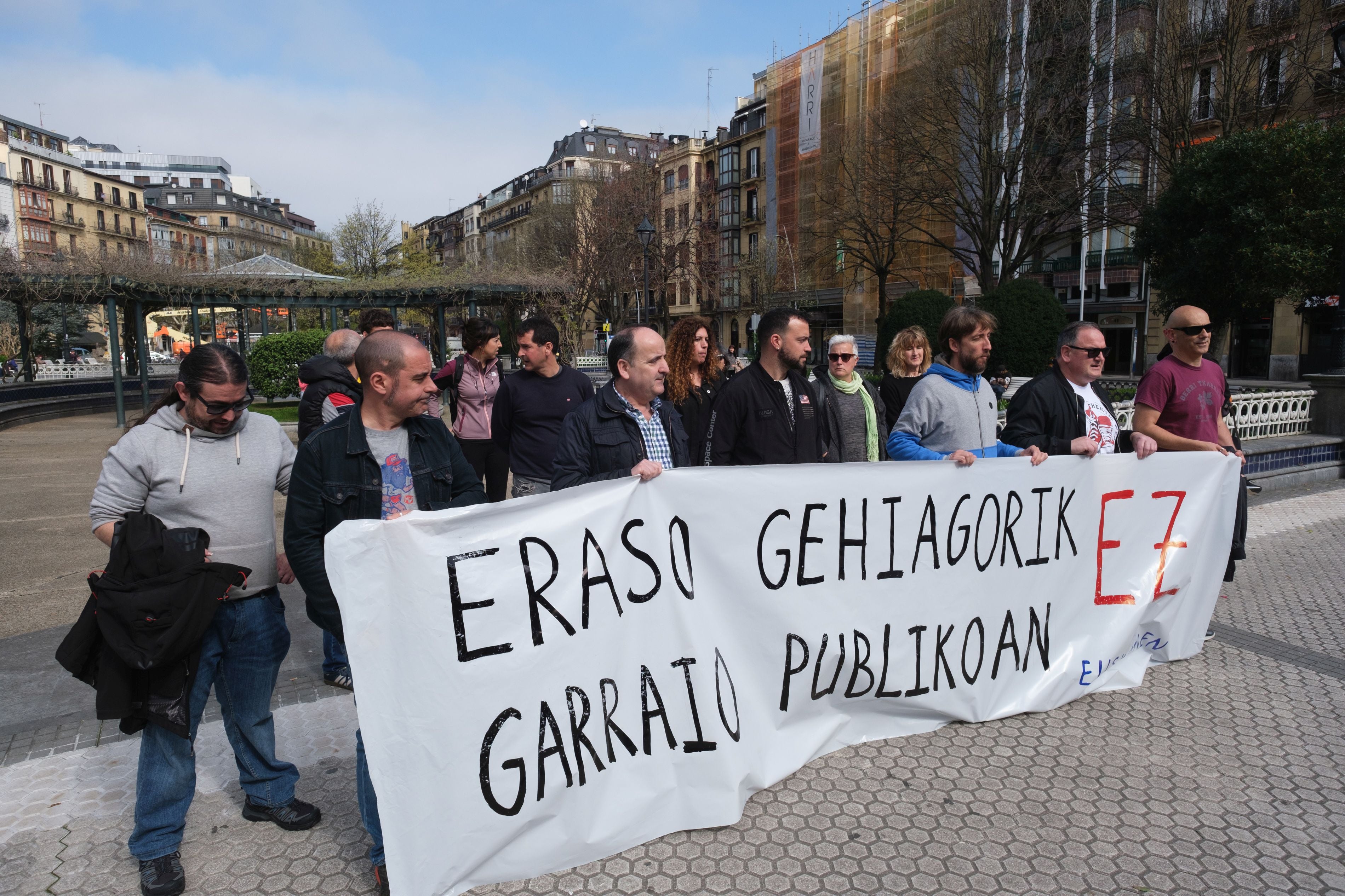 Manifestación d elos trabajadores de Euskotren.