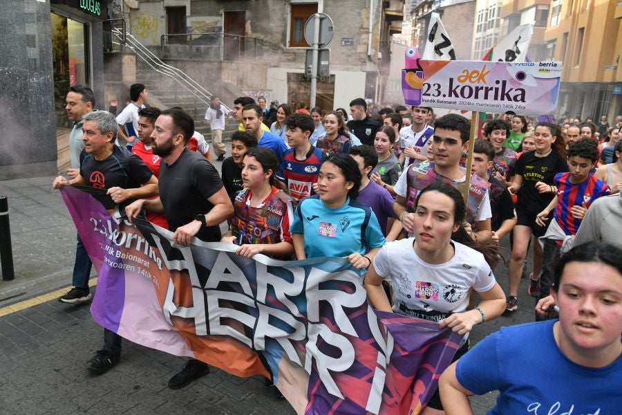 Paso diurno de Korrika por Alto Deba y Bajo Deba