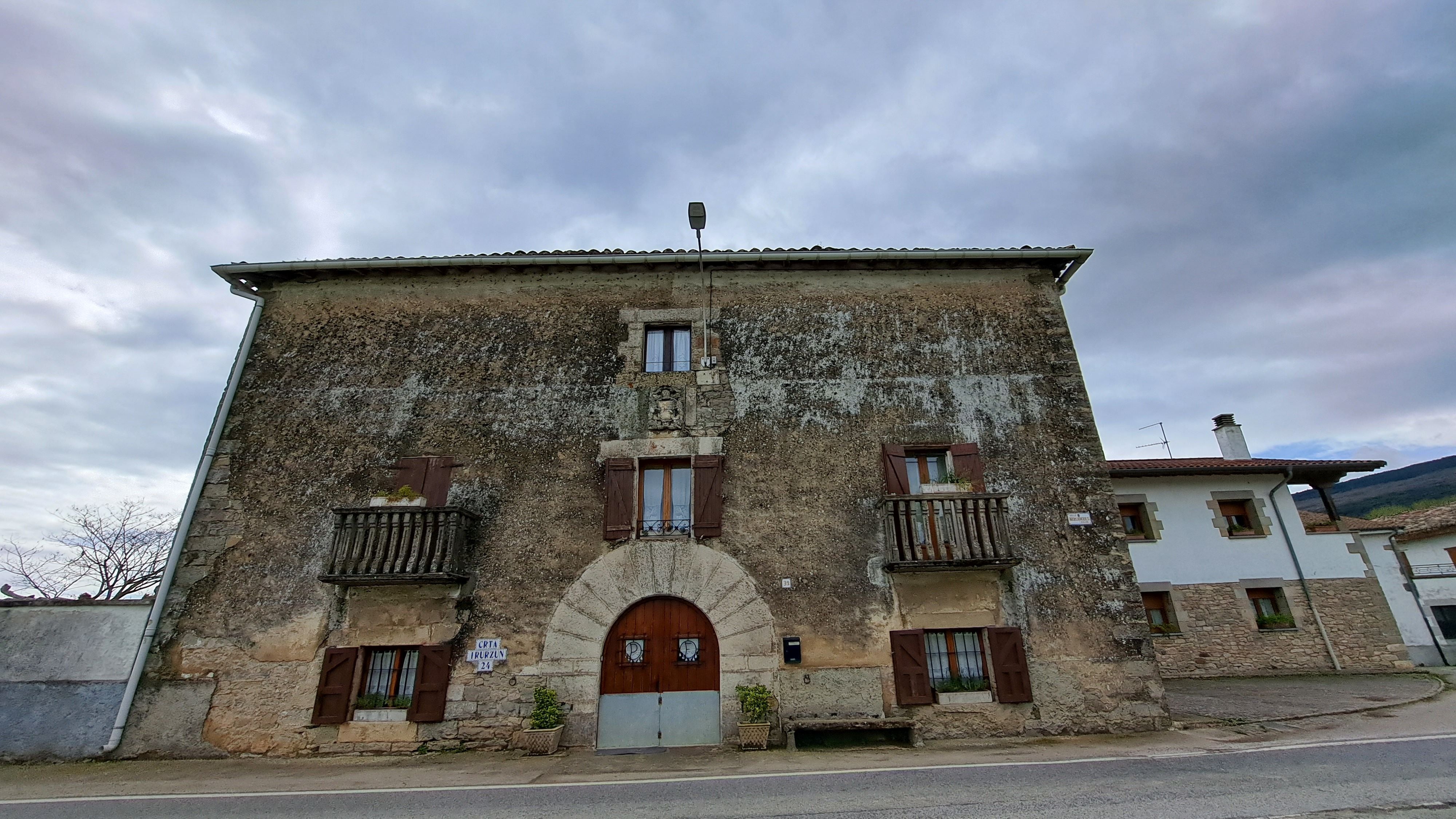 Garaño, entre las ruinas y Ollaran
