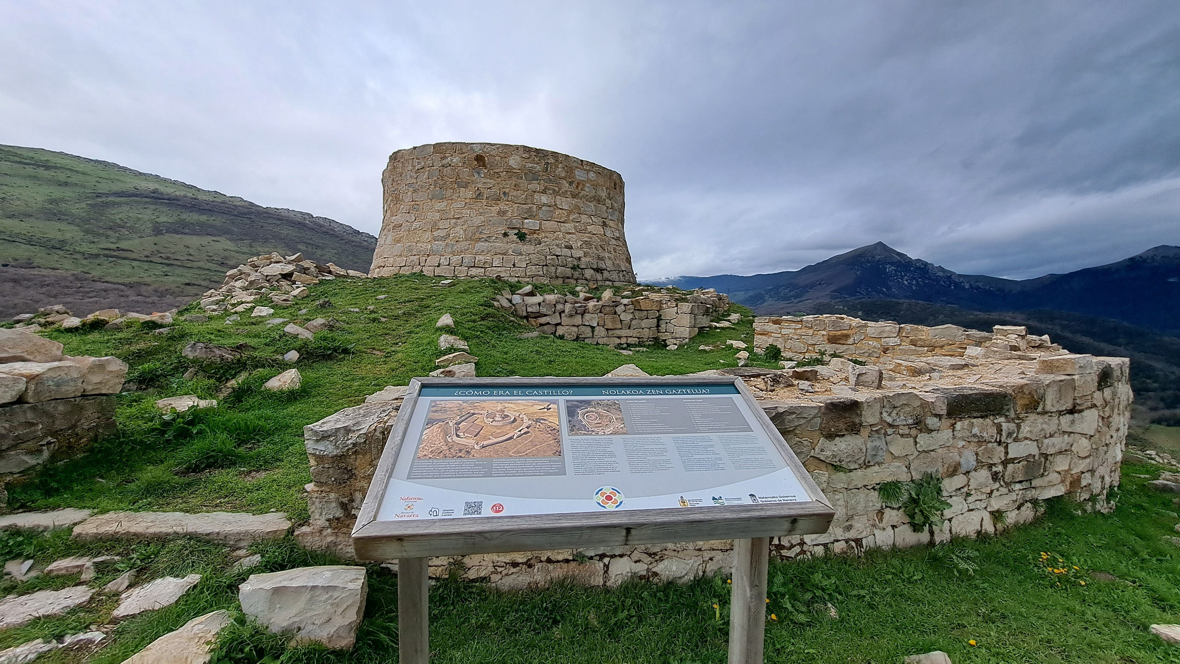 Garaño, entre las ruinas y Ollaran
