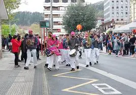 La charanga Burrunbazale amenizará la tarde del sábado dentro de la programación 'Alde Zaharra Dantzan'.