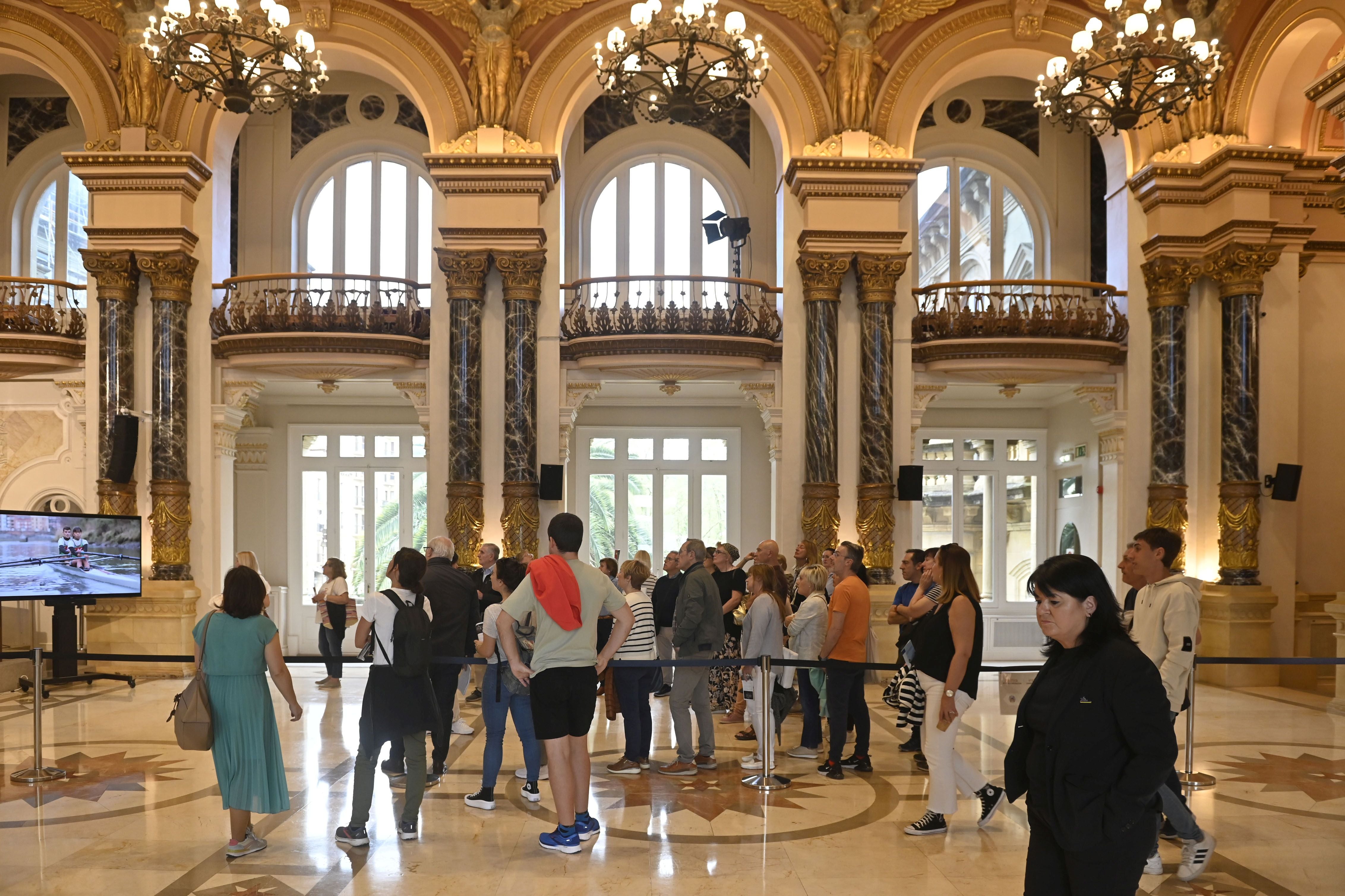 Las visitas guiadas por el Ayuntamiento, en imágenes