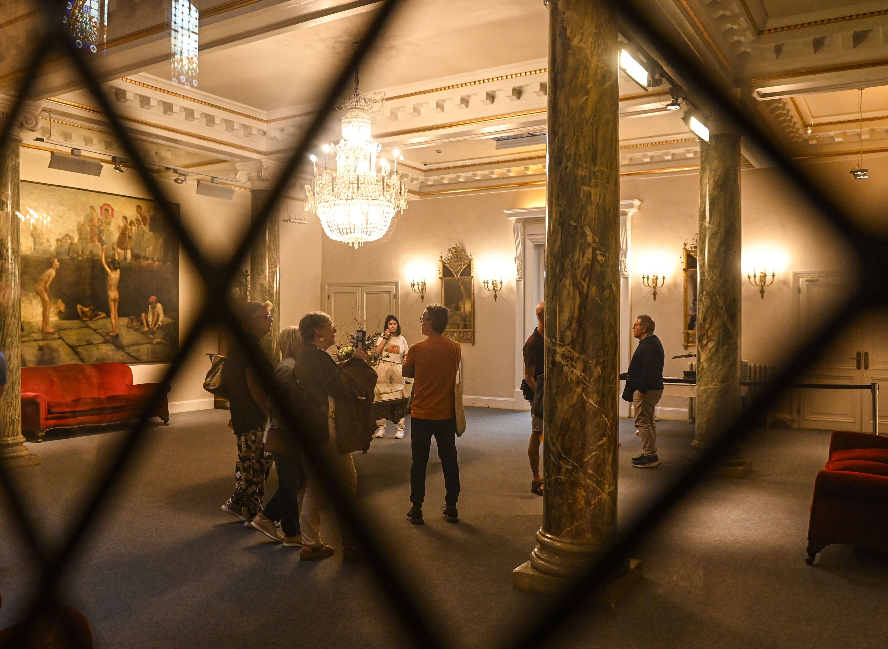 Las visitas guiadas por el Ayuntamiento, en imágenes