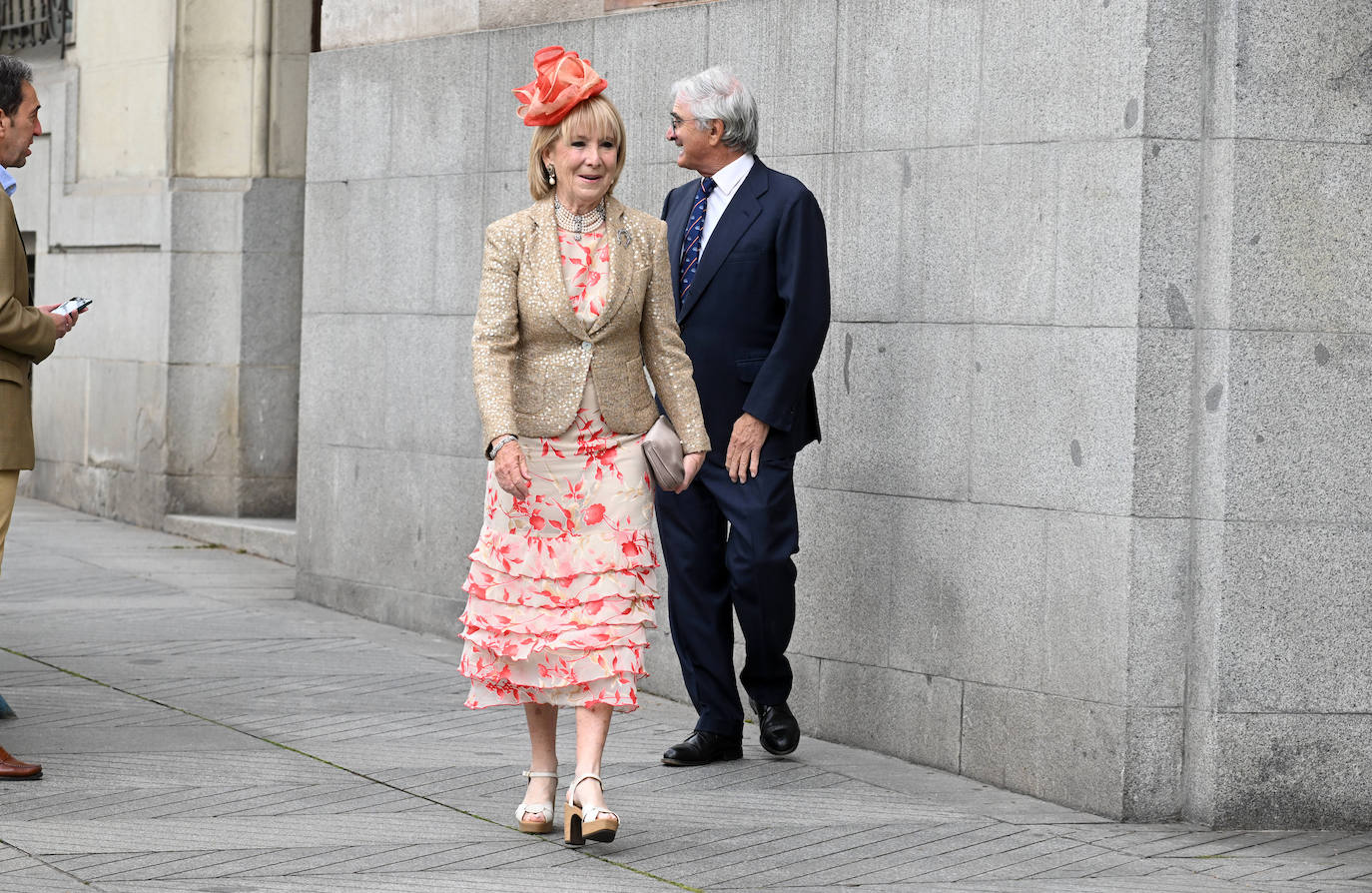 Del Rey emérito a Feijóo: La llegada de los invitados a la boda de José Luis Almeida