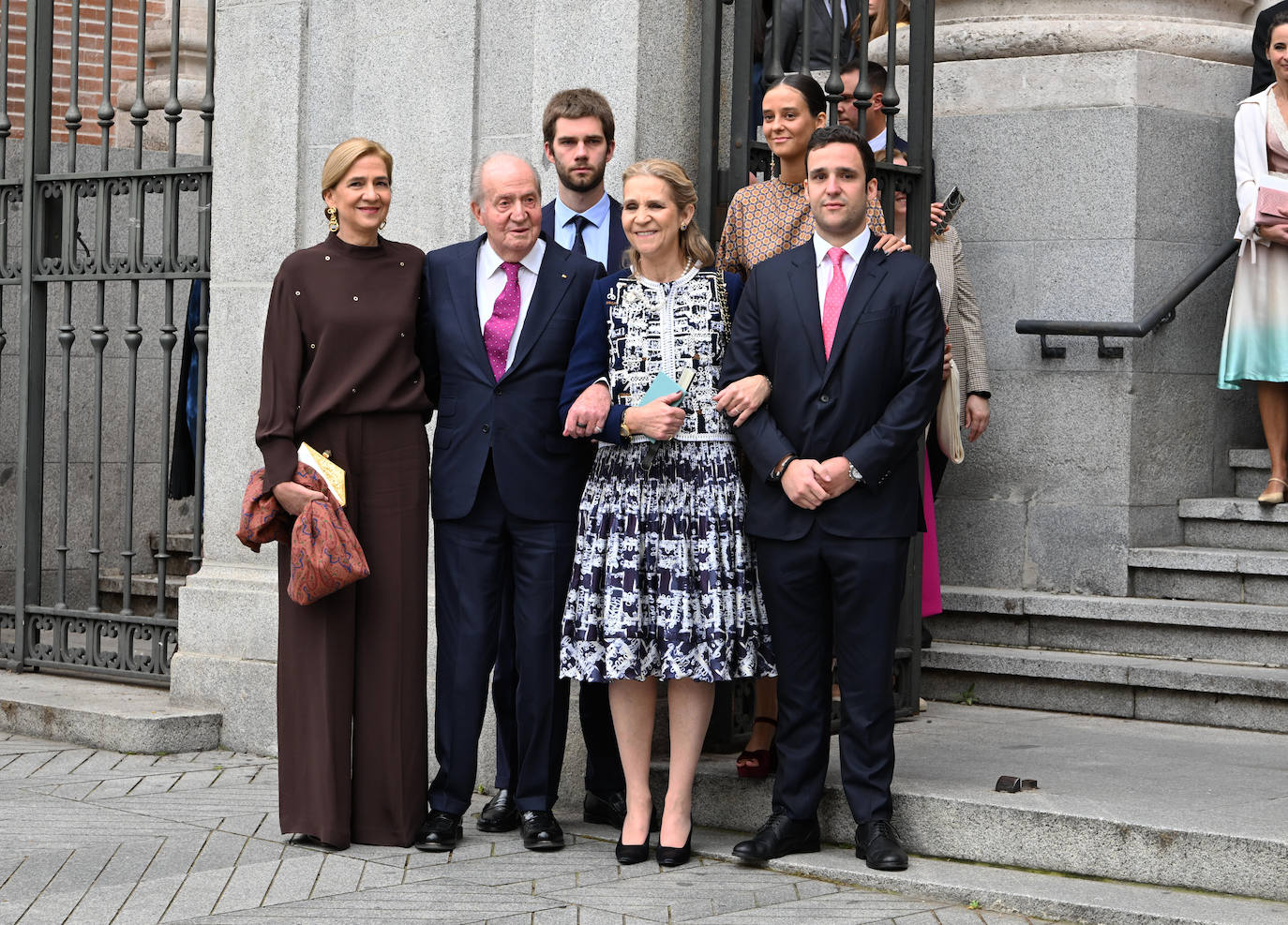 Del Rey emérito a Feijóo: La llegada de los invitados a la boda de José Luis Almeida