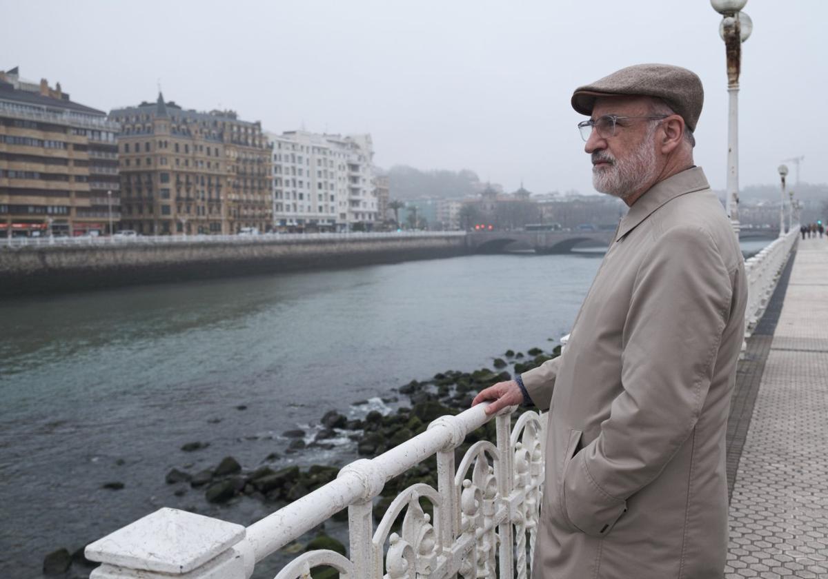 El escritor donostiarra Fernando Aramburu, afincado en Alemania, durante una reciente visita a su ciudad.