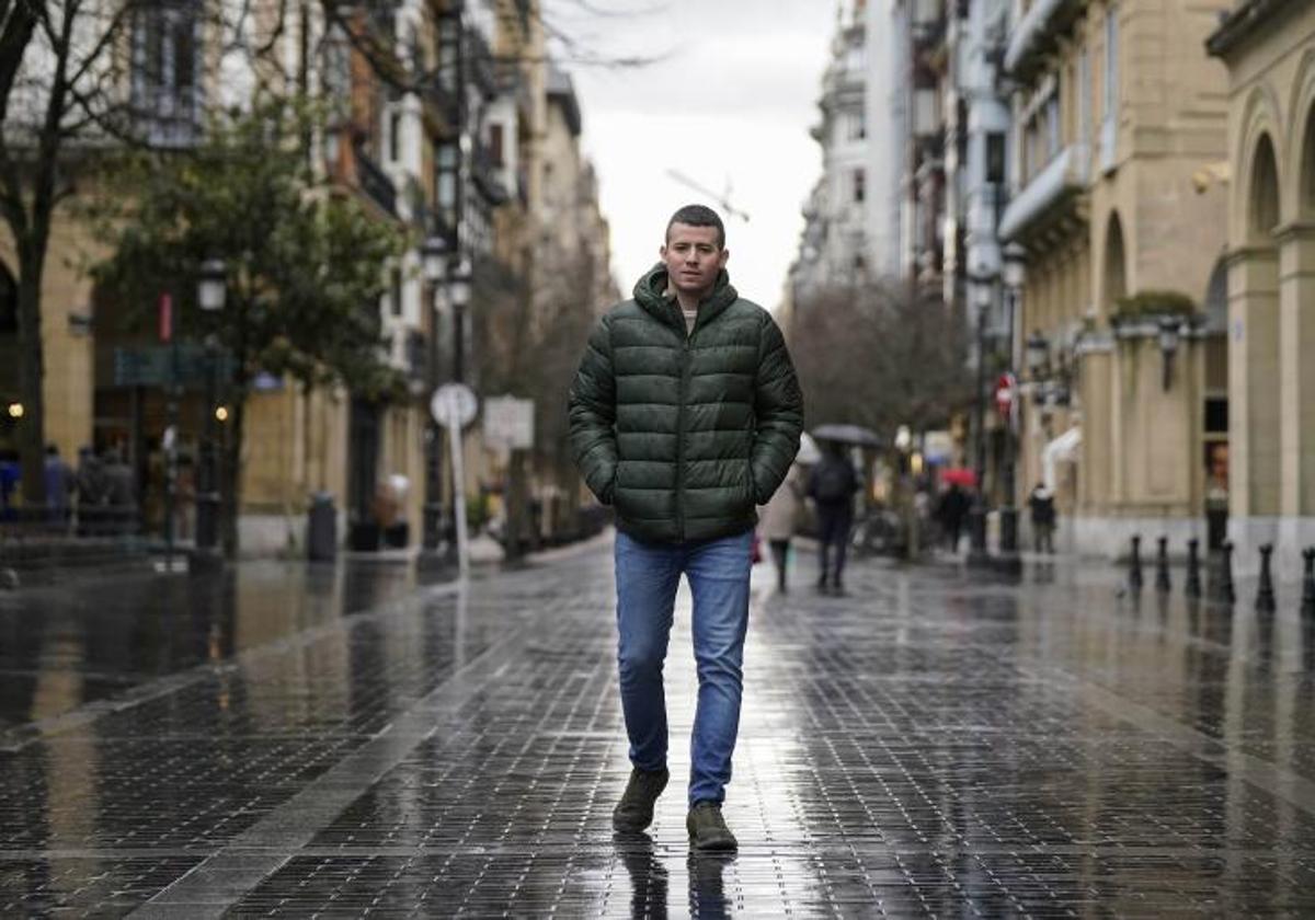 Tras salir de la adicción al juego, Josu Viana se dedica a dar charlas de concienciación y prevención.
