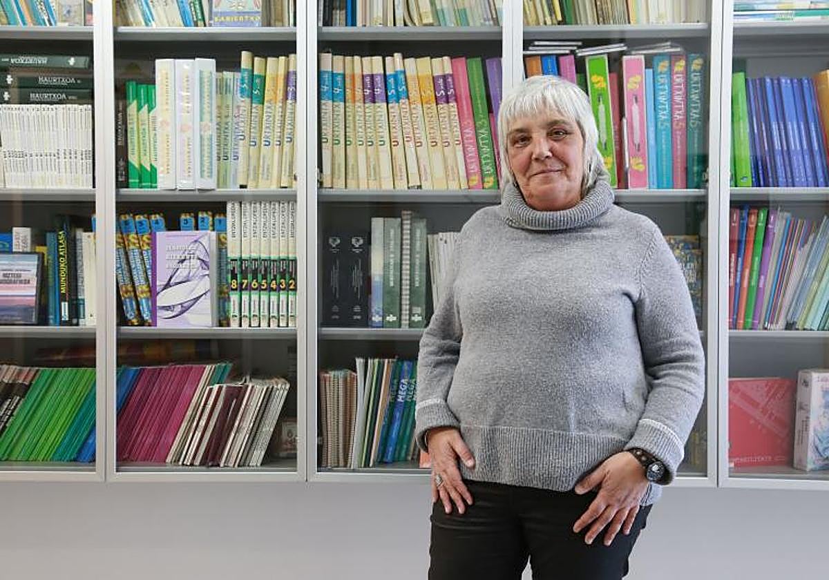 Agurne Barruso, en la sede de Ikastolen Elkartea en el barrio donostiarra de Añorga.