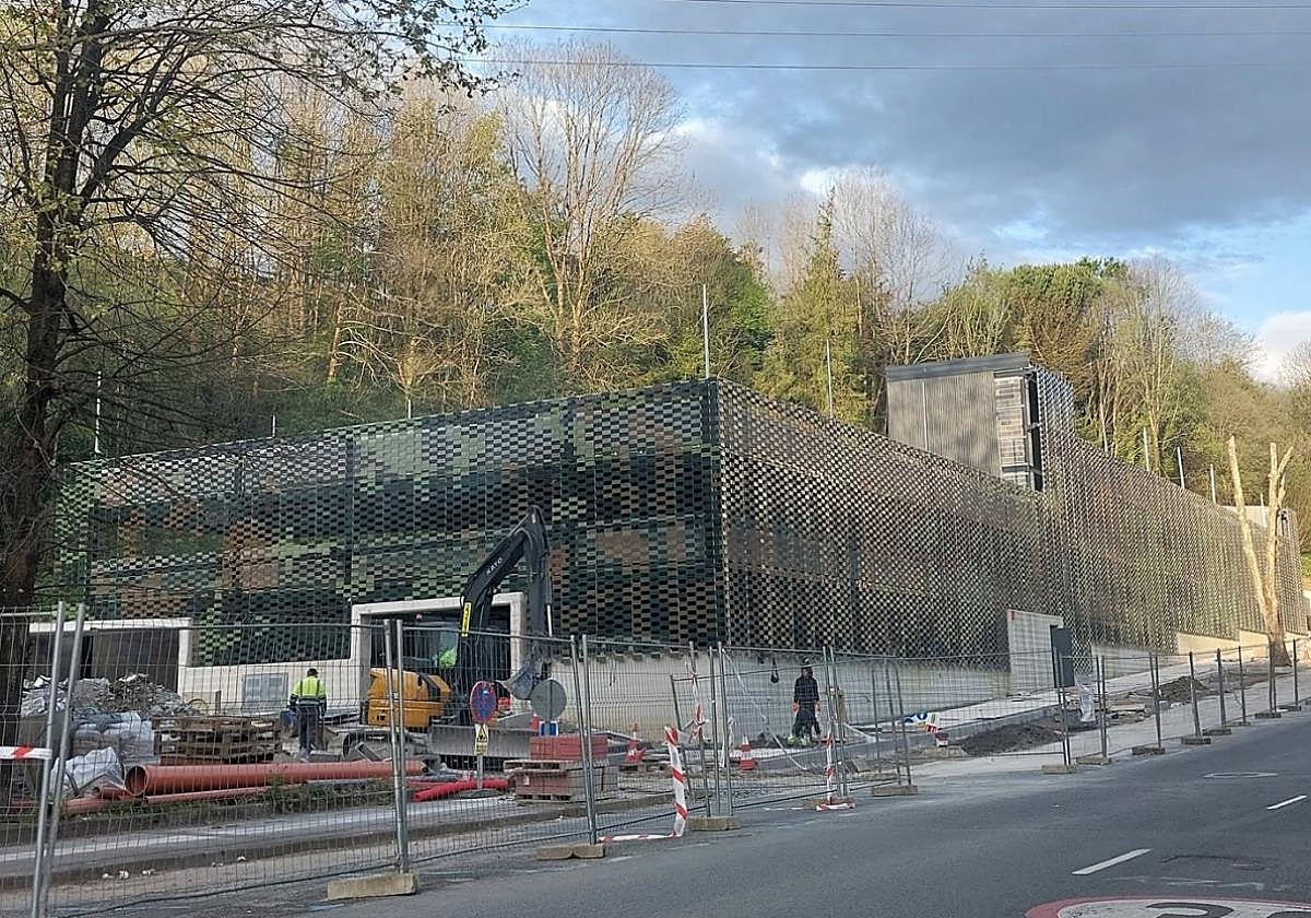 Así se encuentra actualmente el nuevo aparcamiento de Pontika que se pretende poner en marcha en primavera.