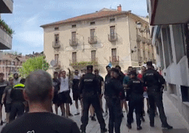 Vox ha denunciado una agresión a sus militantes en Azpeitia.