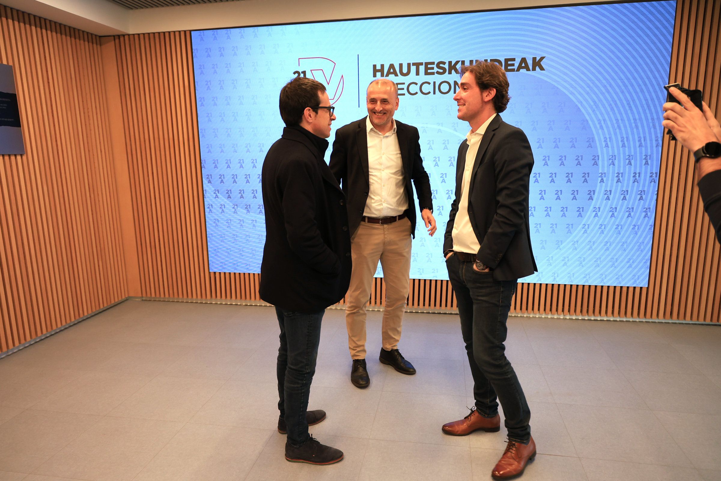 Las bambalinas del debate de DV