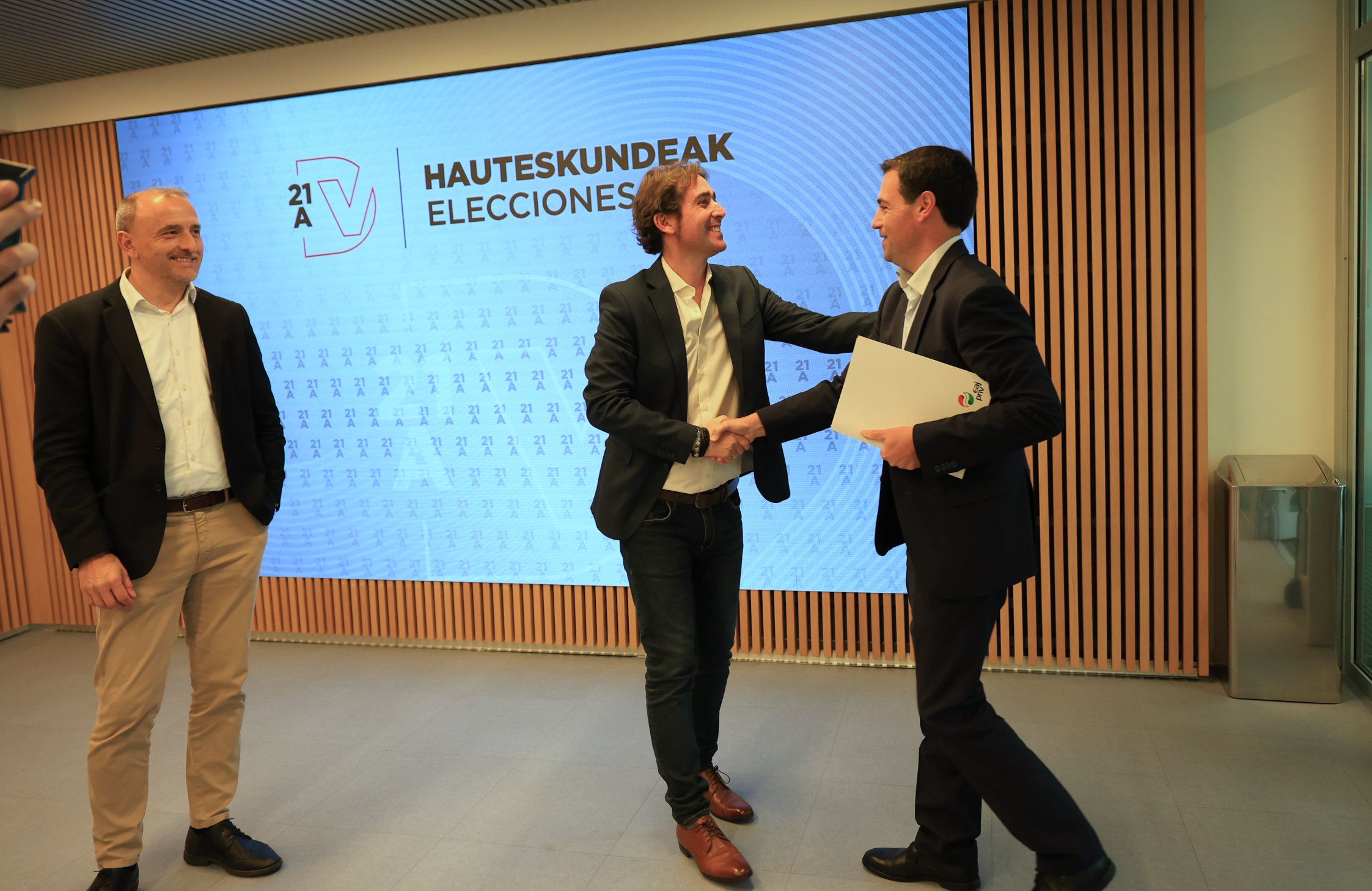 Las bambalinas del debate de DV