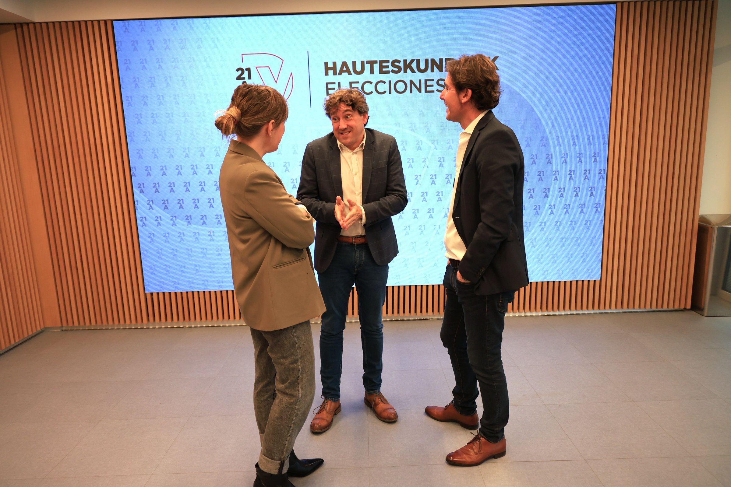 Las bambalinas del debate de DV