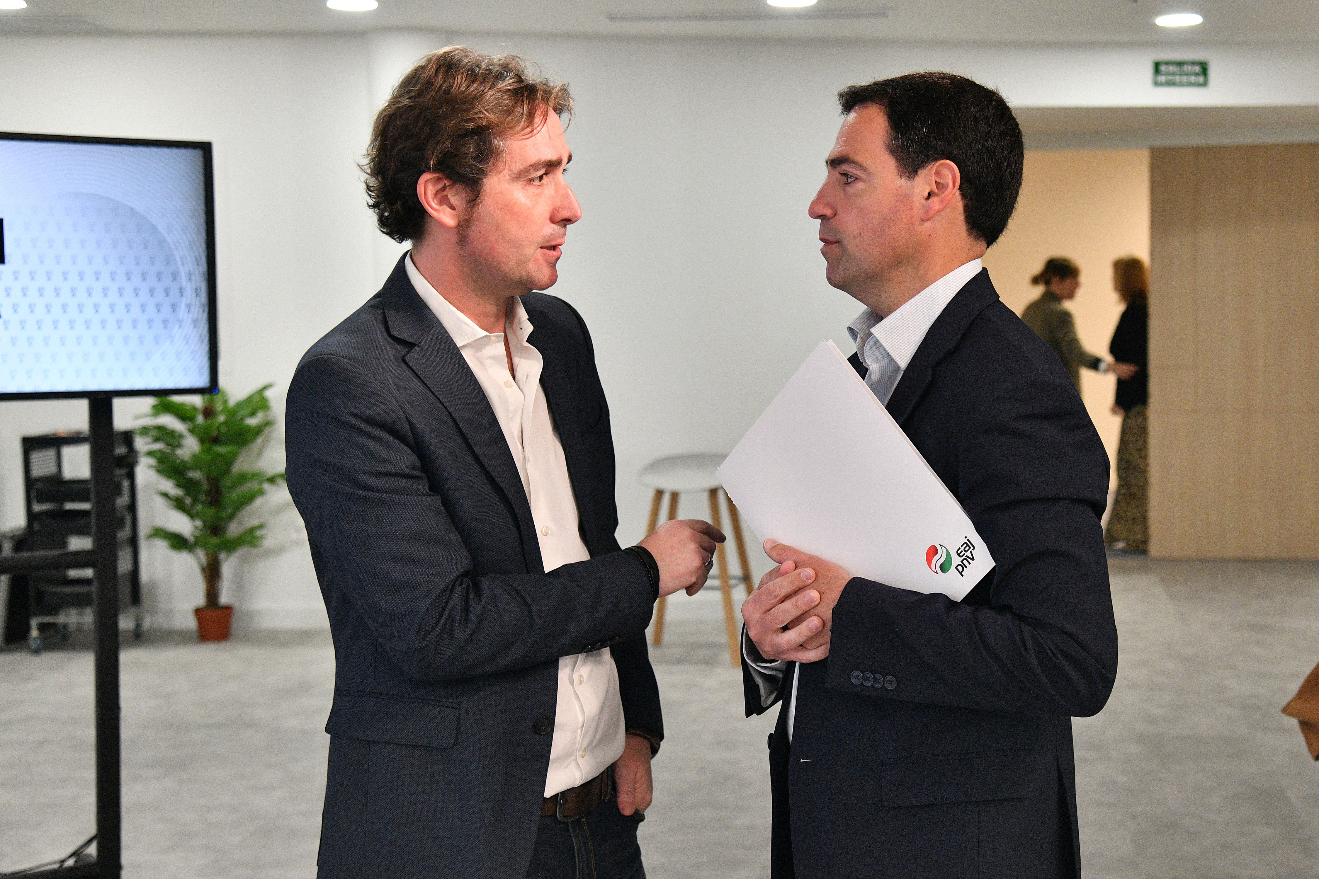 Las bambalinas del debate de DV