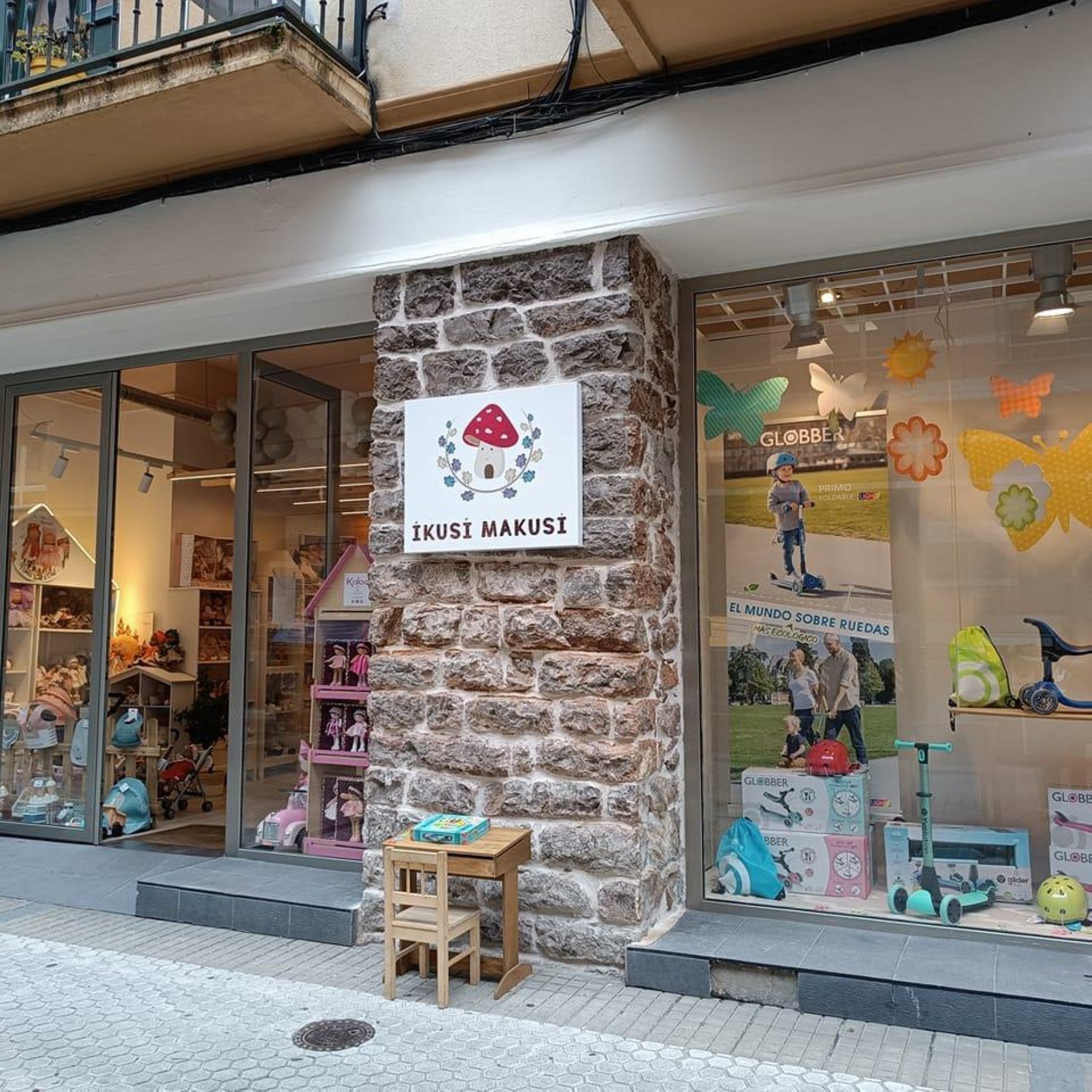 Ikusi Makusi es uno de los nominados a los premios.