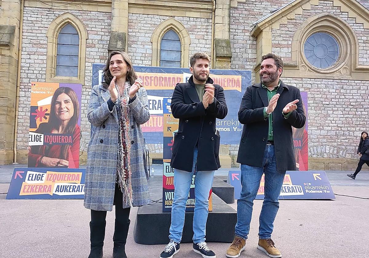 Echeveste, Soto y Lasa, en una cto electoral en Donostia.