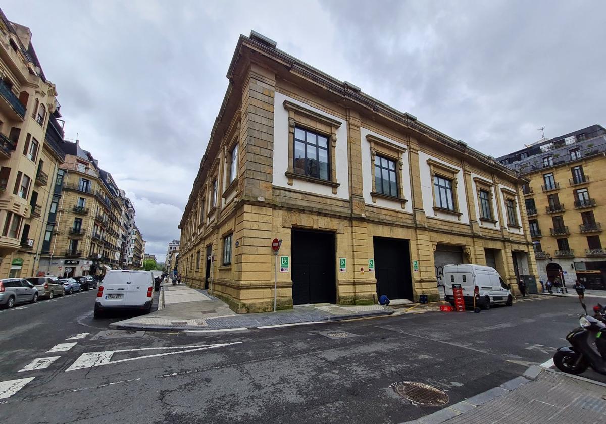 El encuentro de las calles Aldamar e Iñigo será completamente reurbanizado.