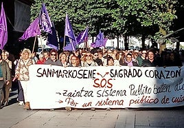 Cientos de personas acudieron a la Alameda para denunciar la «grave» situación en las residencias y alzar la voz por «un sistema público de cuidados».