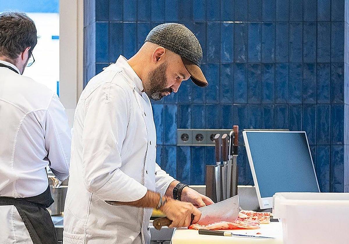 El chef Roger Co, en la cocina de Villa Más