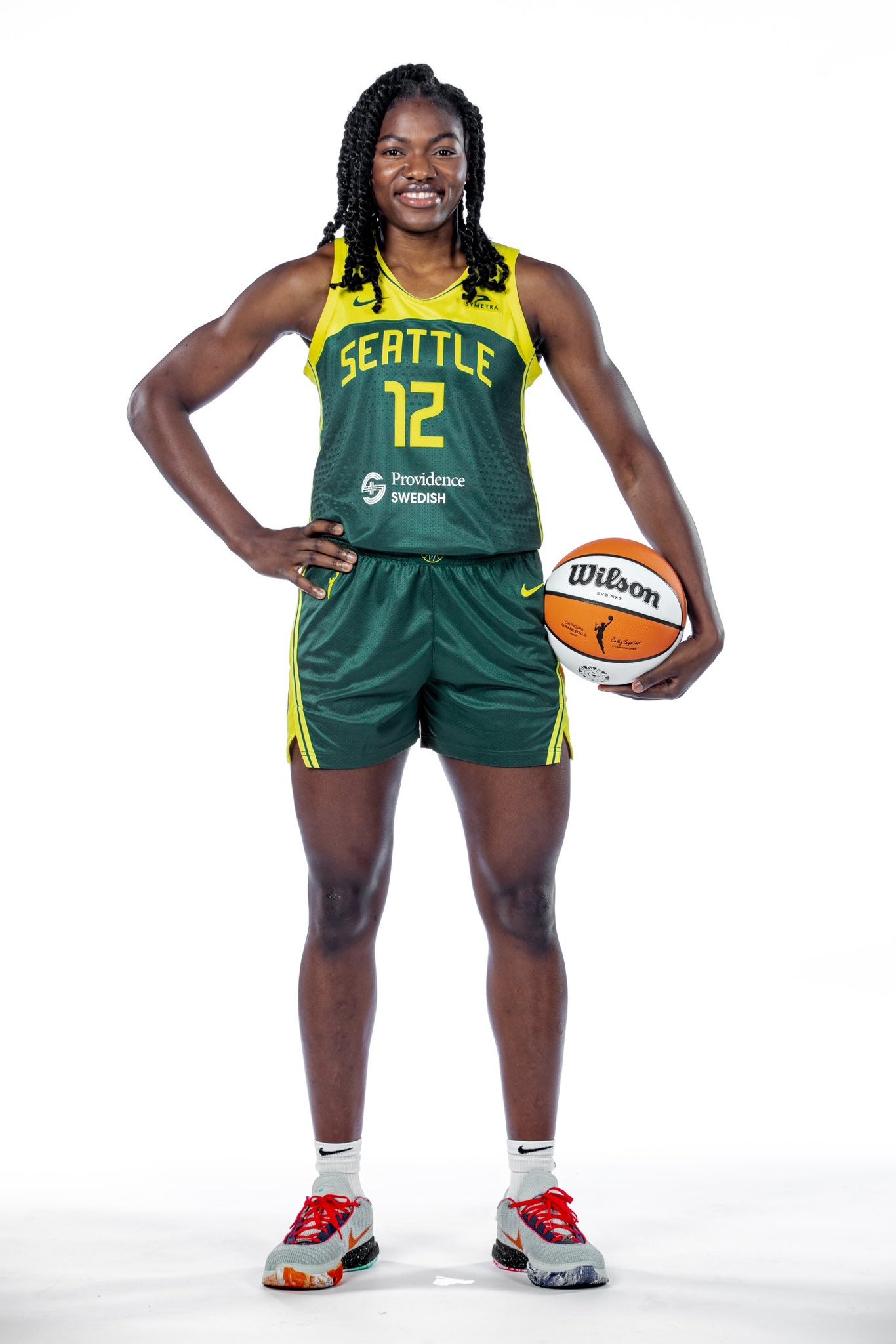 Dulcy Fankam, con la camiseta del Seattle Storm