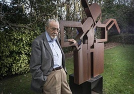 Nestor Basterretxea, elkarrizketa batean.