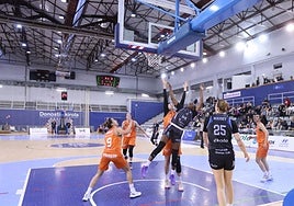 Mbulito, este jueves una de las destacadas, se hace un hueco en la pintura.