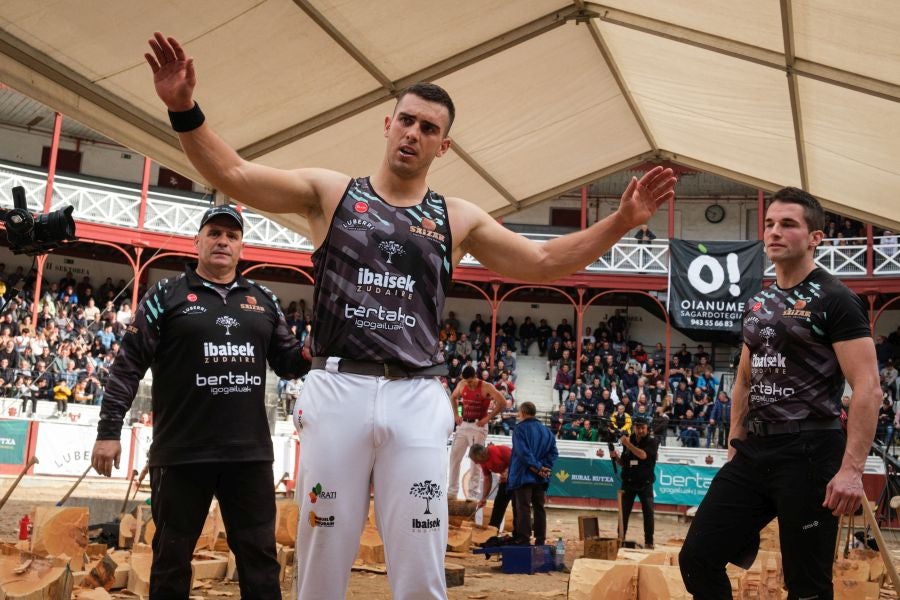 La victoria de Vicente, en imágenes