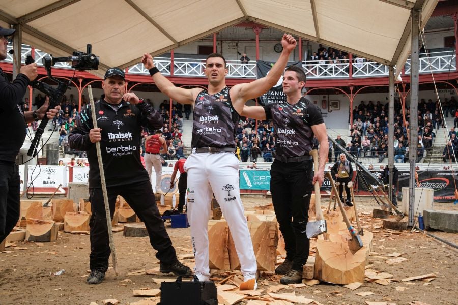 La victoria de Vicente, en imágenes