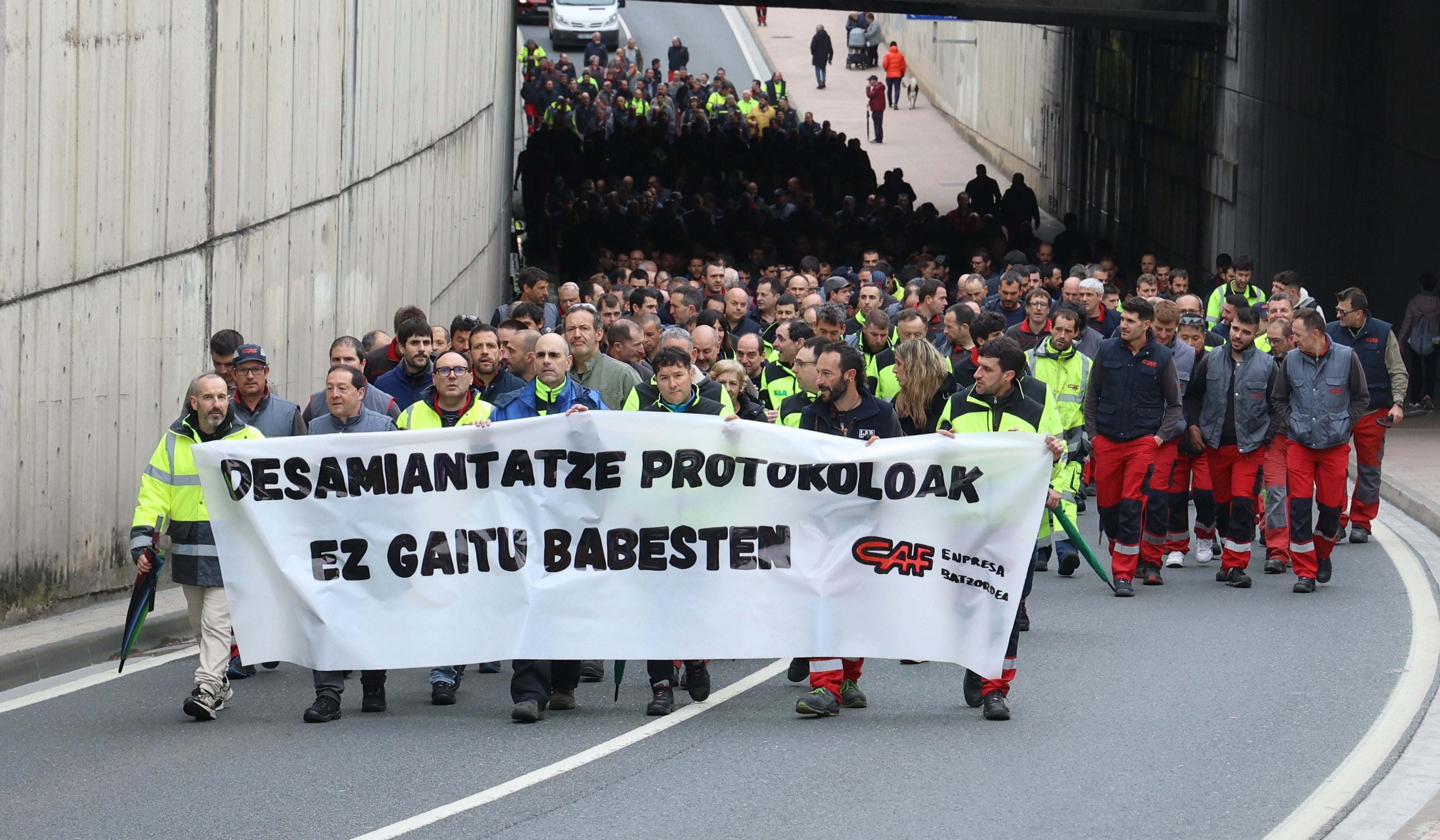 Manifestación de CAF, este mediodía en la entrada de Beasain
