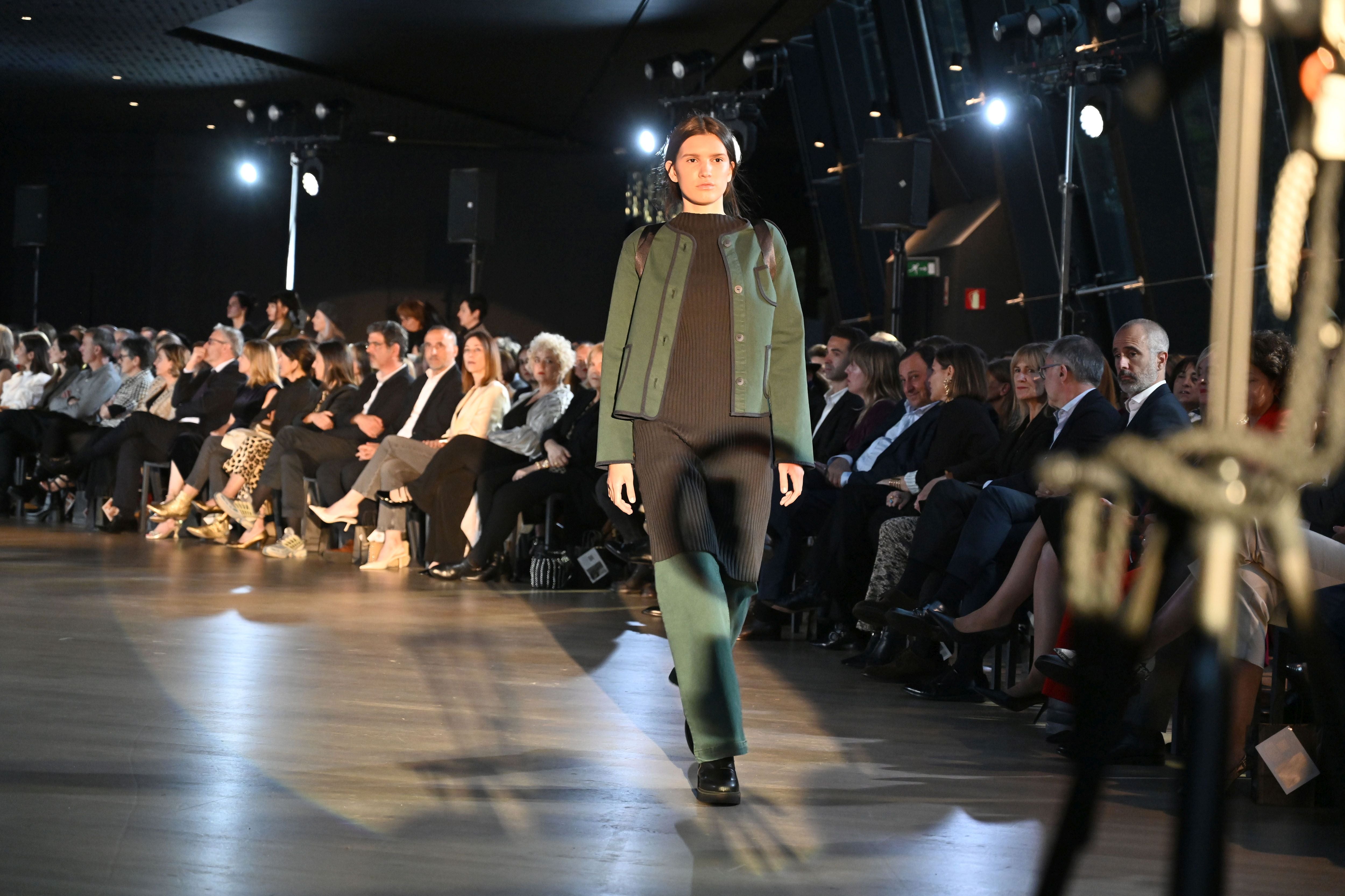 El desfile de SKFK en Getaria