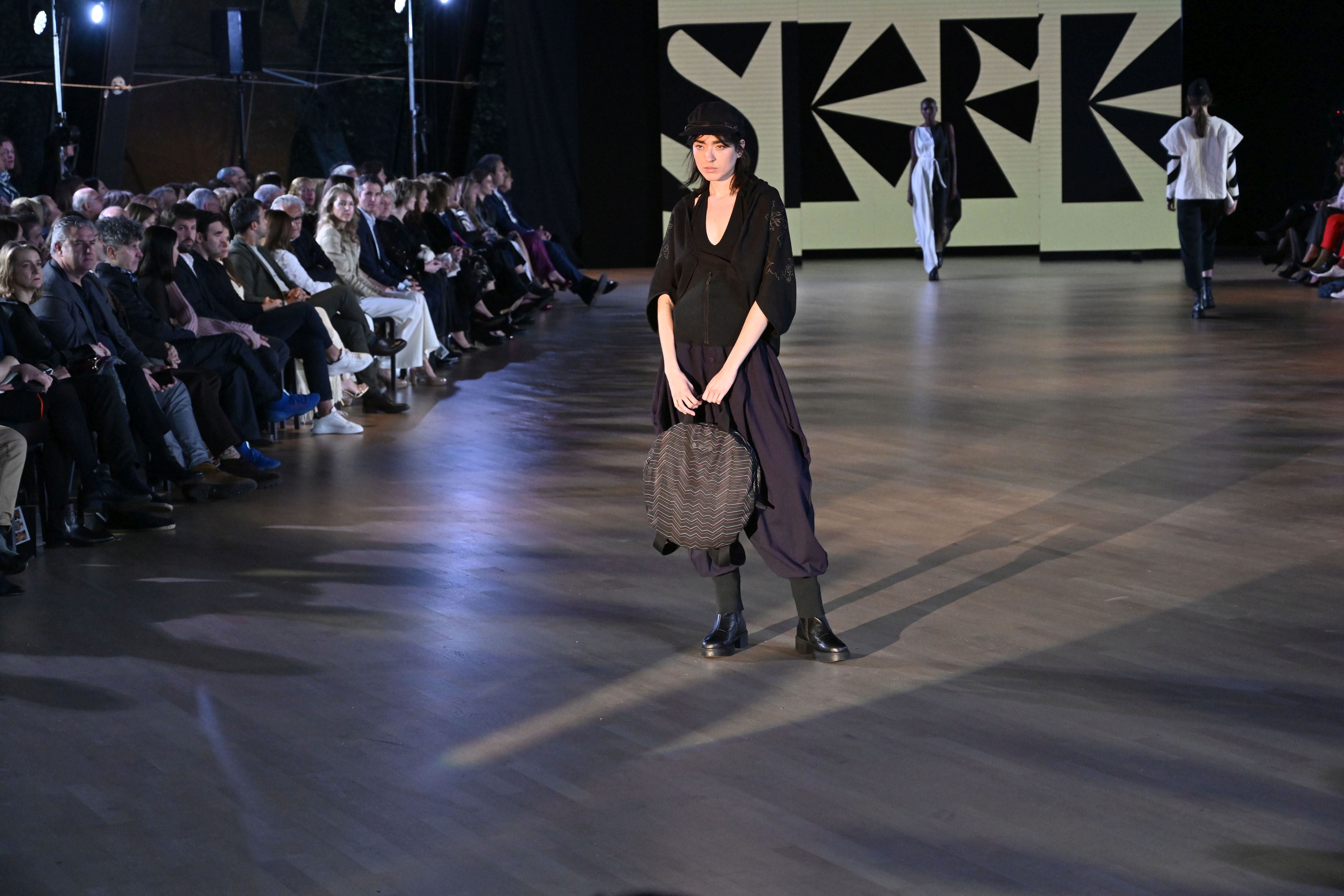 El desfile de SKFK en Getaria