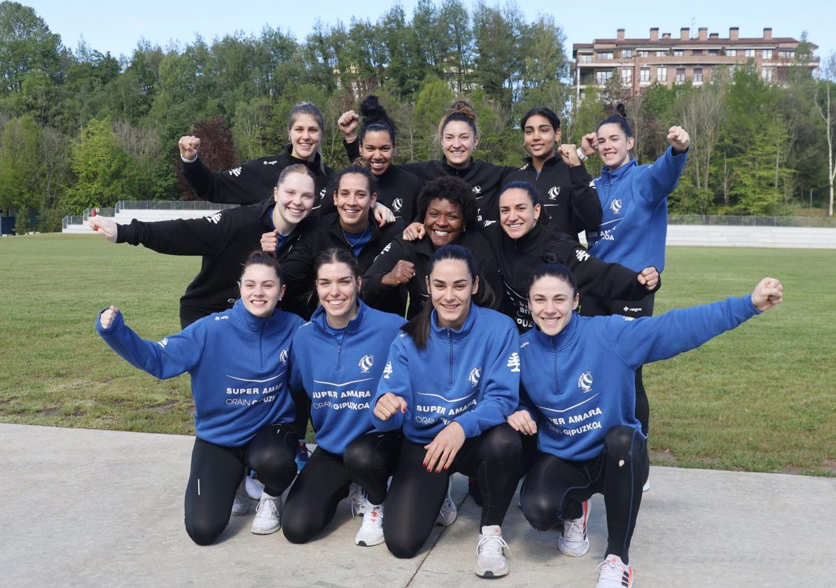 Las jugadoras del Super Amara Bera Bera están convencidas de ganar este sábado al Málaga en el Gasca.