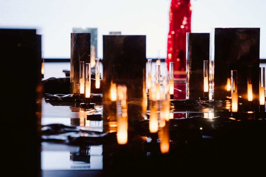 Simorra seduce en Balenciaga