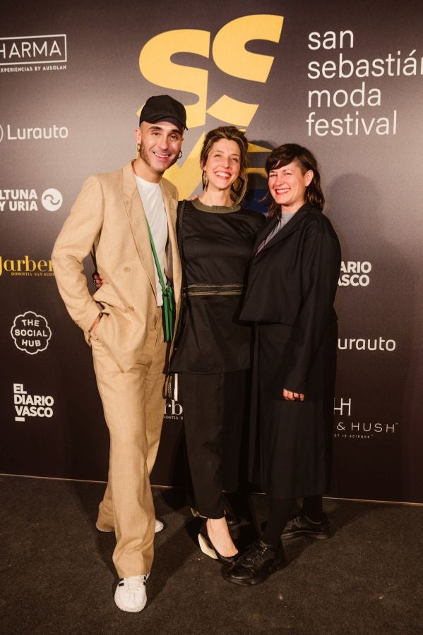 Photocall del desfile de SKFK en Balenciaga