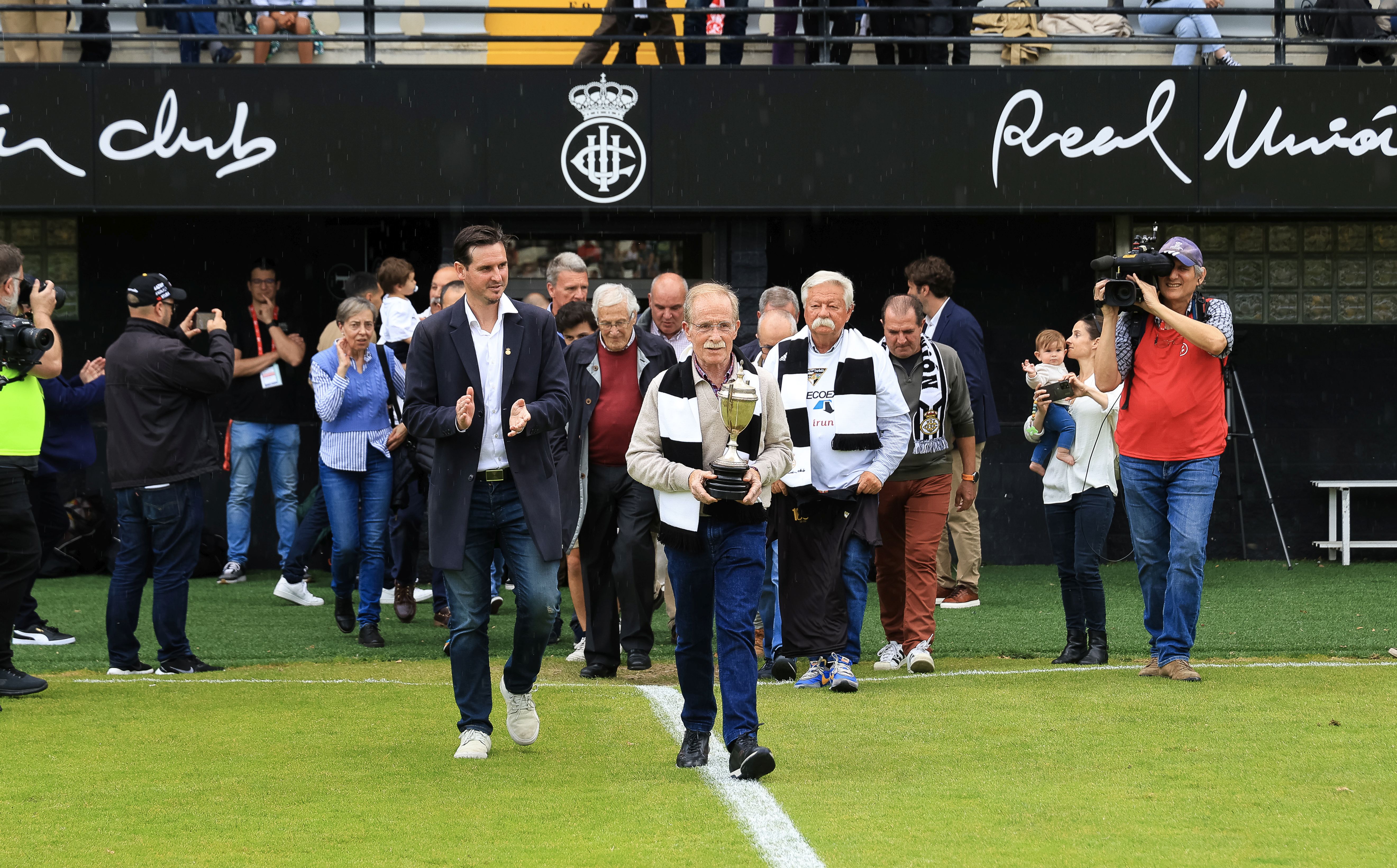 El Real Unión celebra el centenario de la Copa de 1924 con un empate