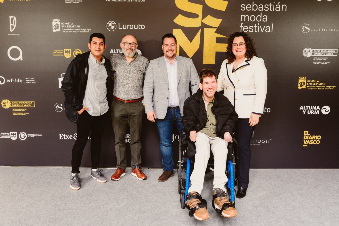 Elegancia sobre la pasarela de la mano de Sastrería Aldabaldetreku