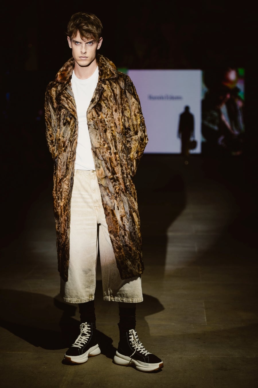 Las mejores imágenes del desfile de Ramón Ezkerra