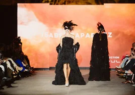 Isabel Zapardiez vuelve a la pasarela de San Telmo con la colección 'Nebula'