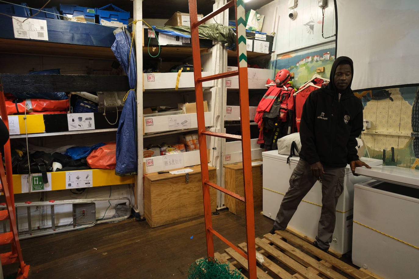 Una visita al interior del &#039;Aita Mari&#039;