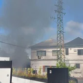 El incendio se ha desatado en un pabellón okupado de Irun.