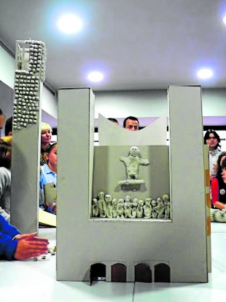 Los talleres infantiles en torno a la Basílica suelen ser un éxito.