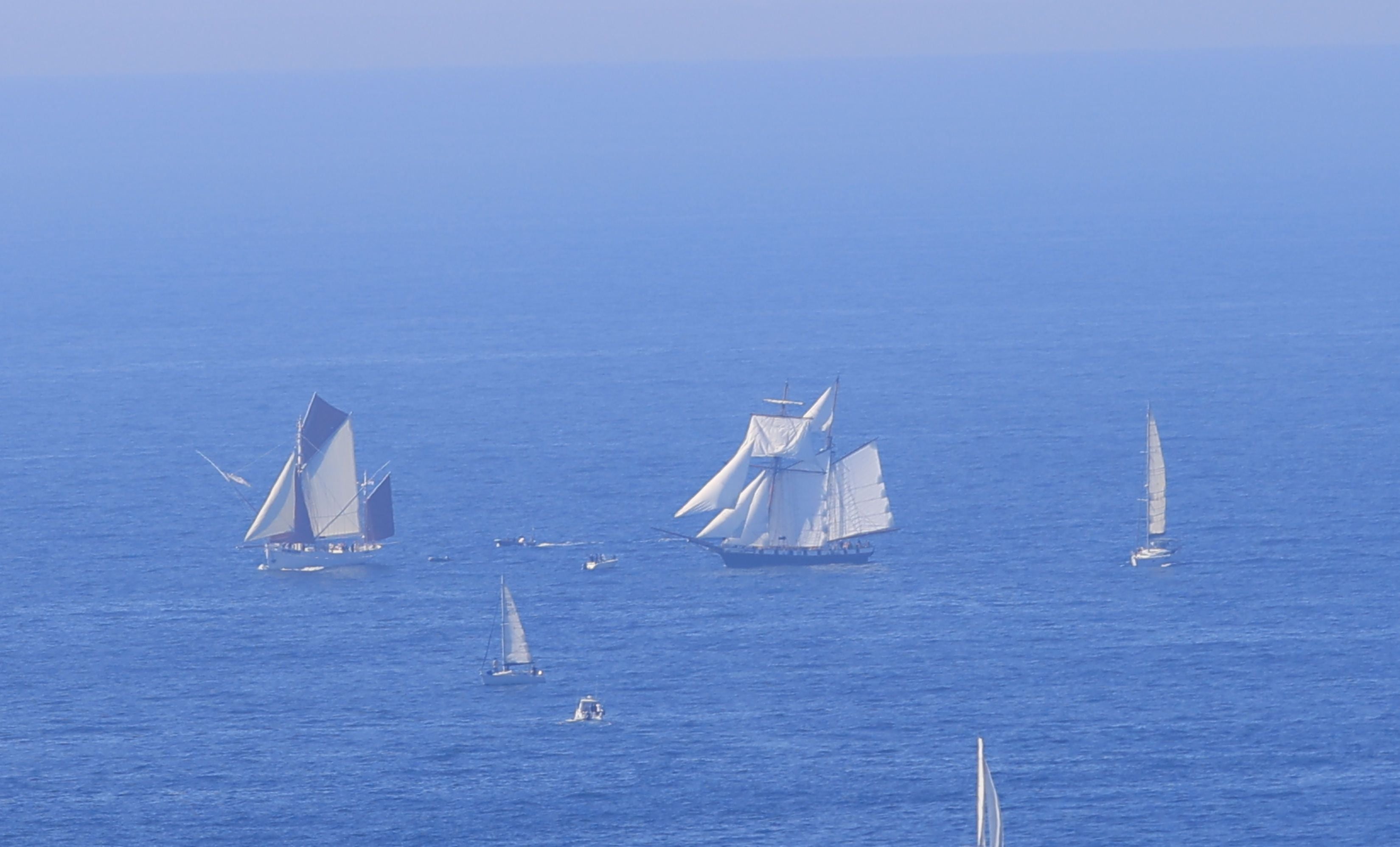 Las mejores imágenes de la entrada de los barcos en la bahía