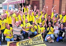 La Asociación de Calvos de Errenteria, durante uno de sus encuentros.