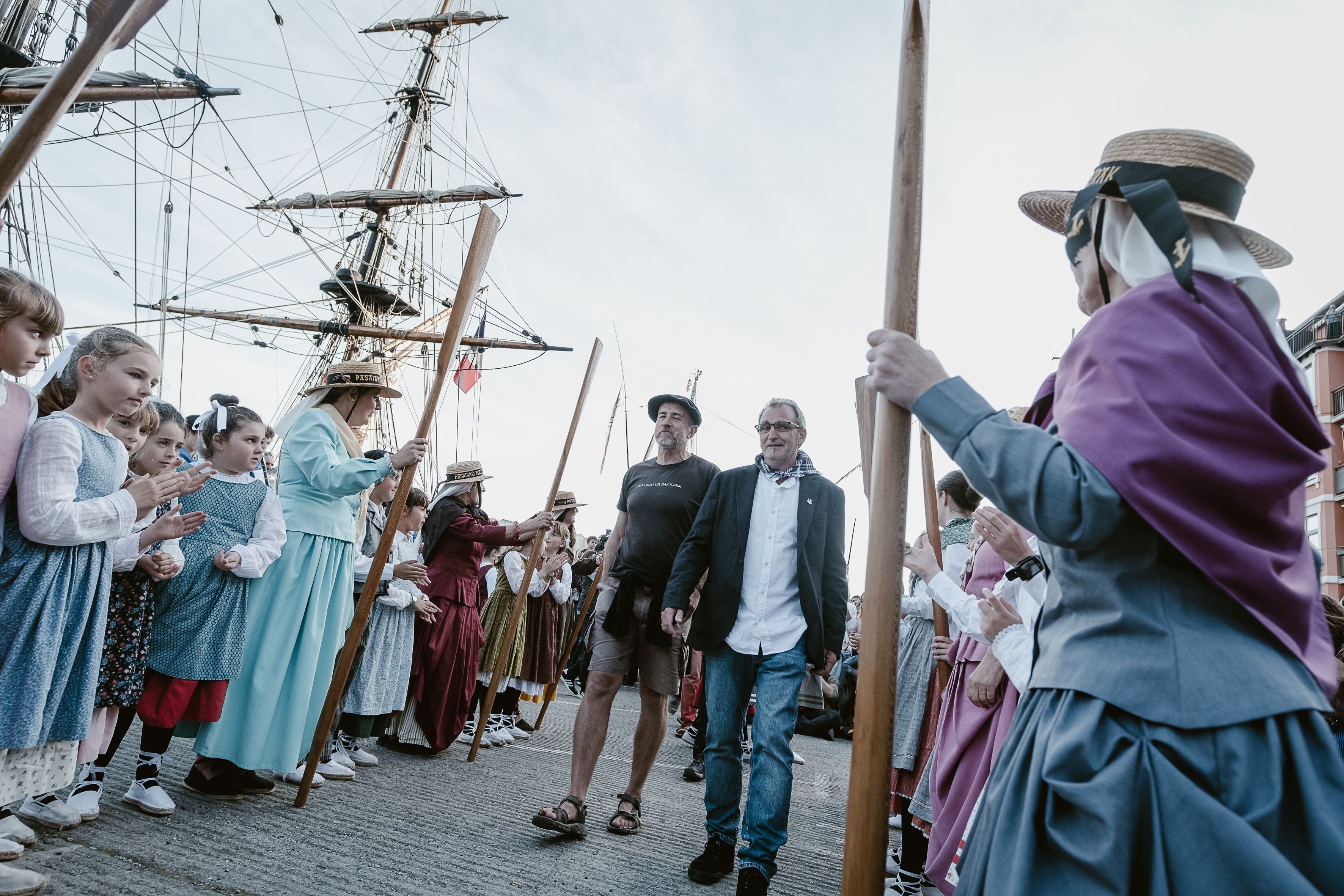 Pasaia, con la mirada puesta en el mar