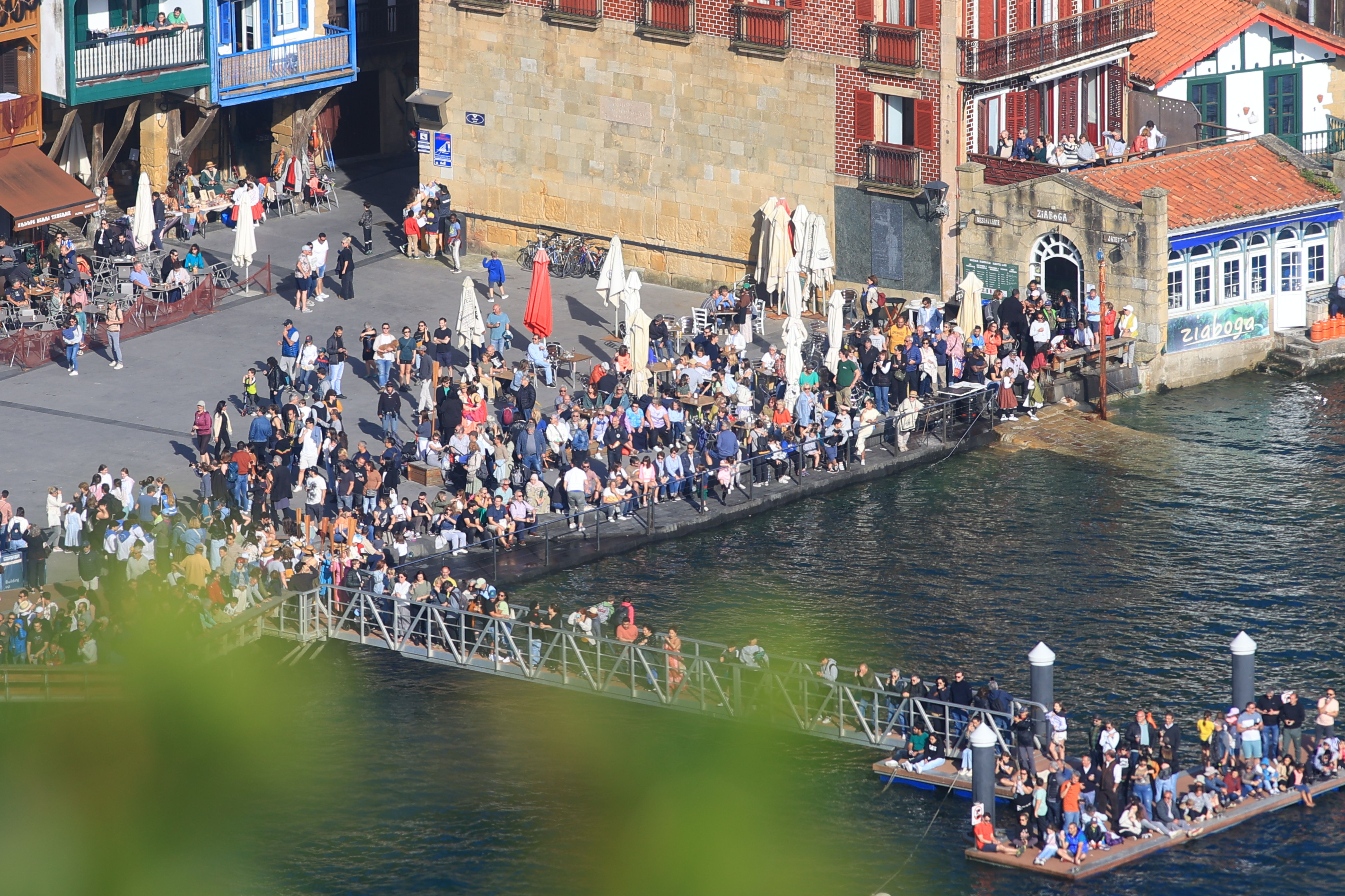 Pasaia, con la mirada puesta en el mar