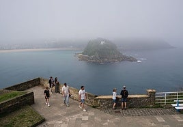 Un manto gris desde Hondarribia a Santa Clara