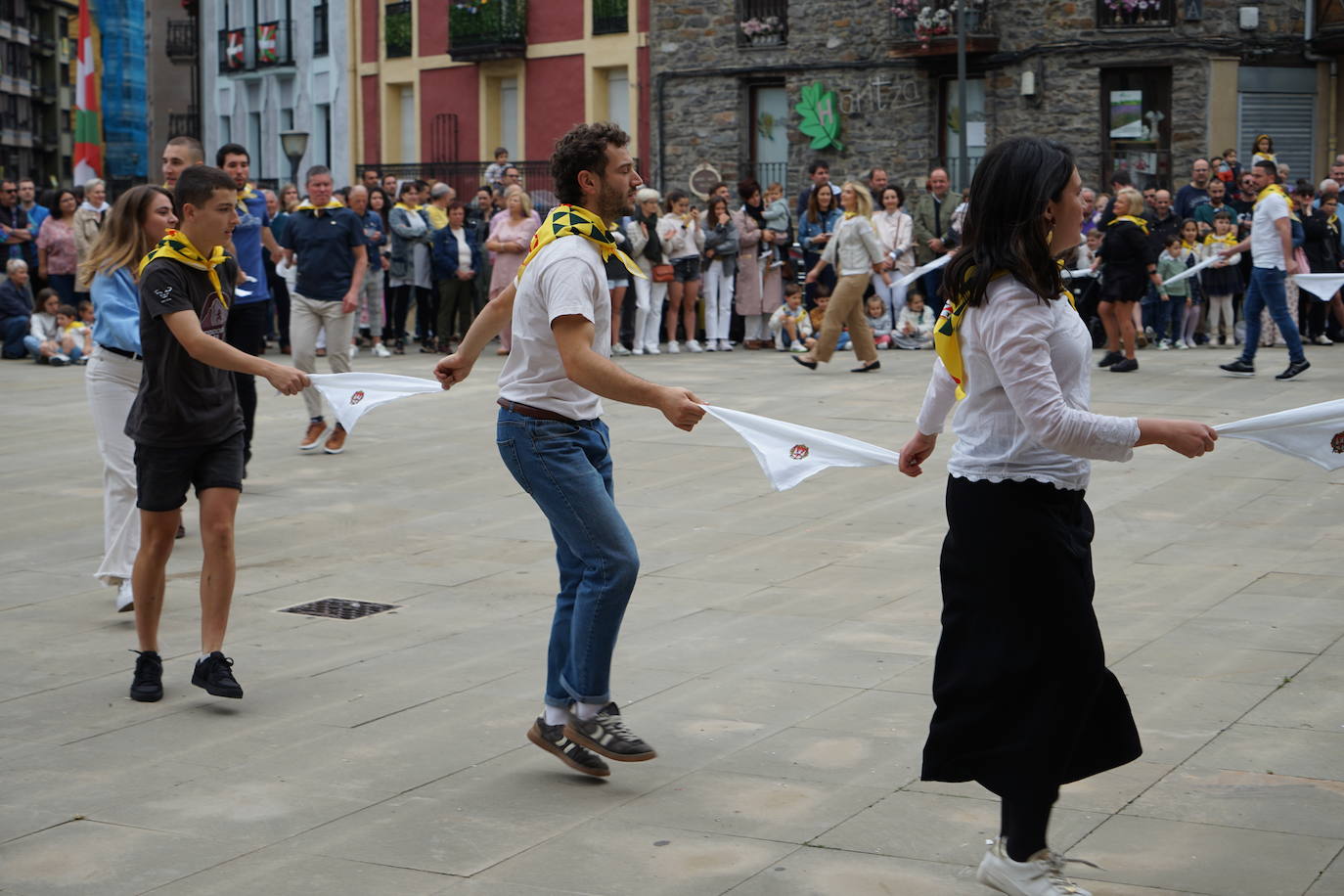 La Sokadantza del primer domingo de las fiestas de Loinaz